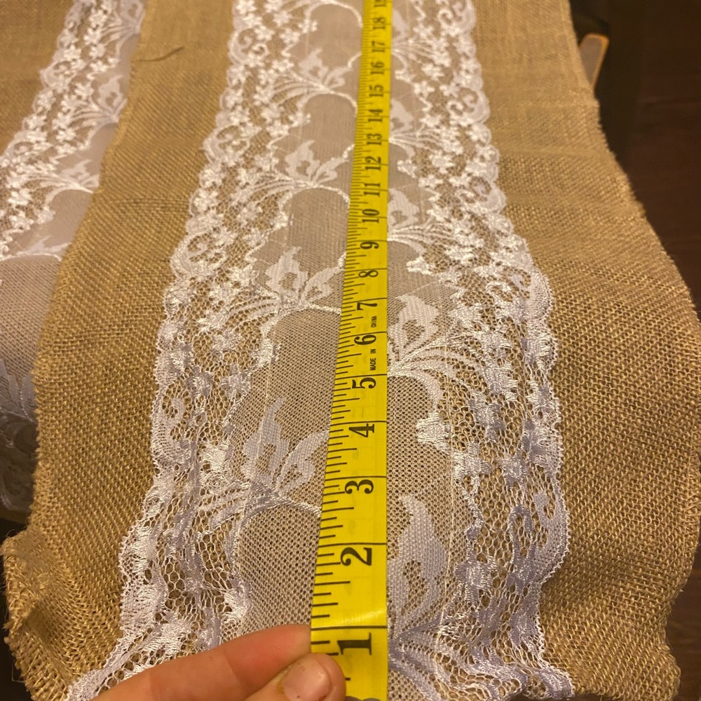 Burlap table runners